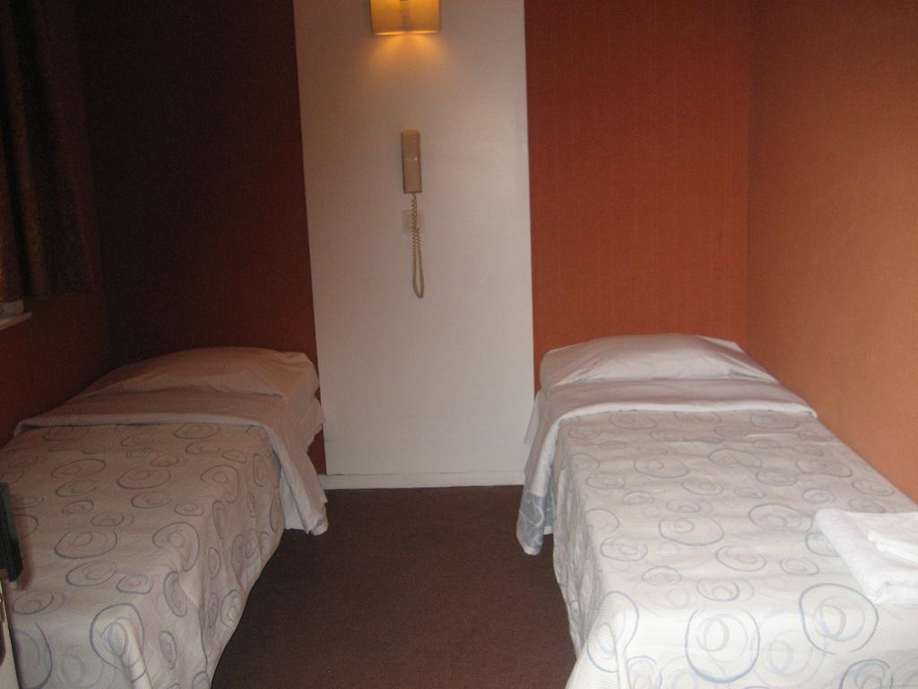 Hotel Meteore Париж Екстериор снимка